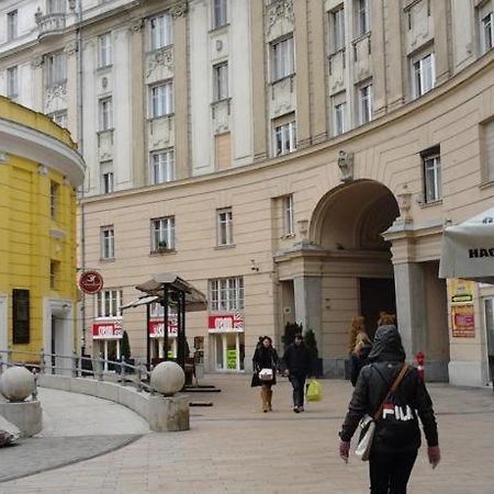 Gold Apartment Будапеща Екстериор снимка